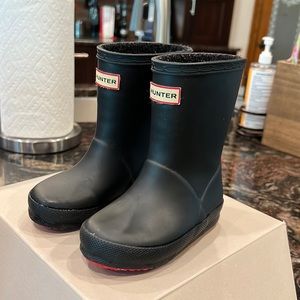 Toddler Hunter rainboots.